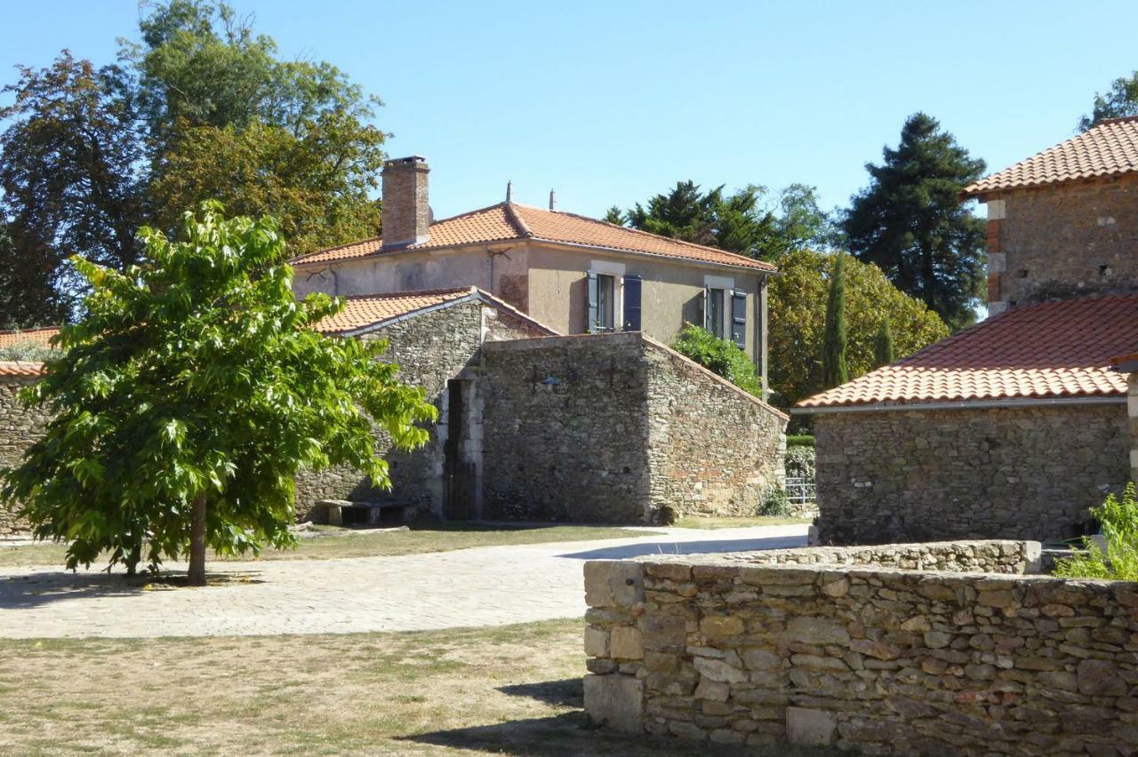 Chateau Breduriere Moutiers-sur-le-Lay Ngoại thất bức ảnh